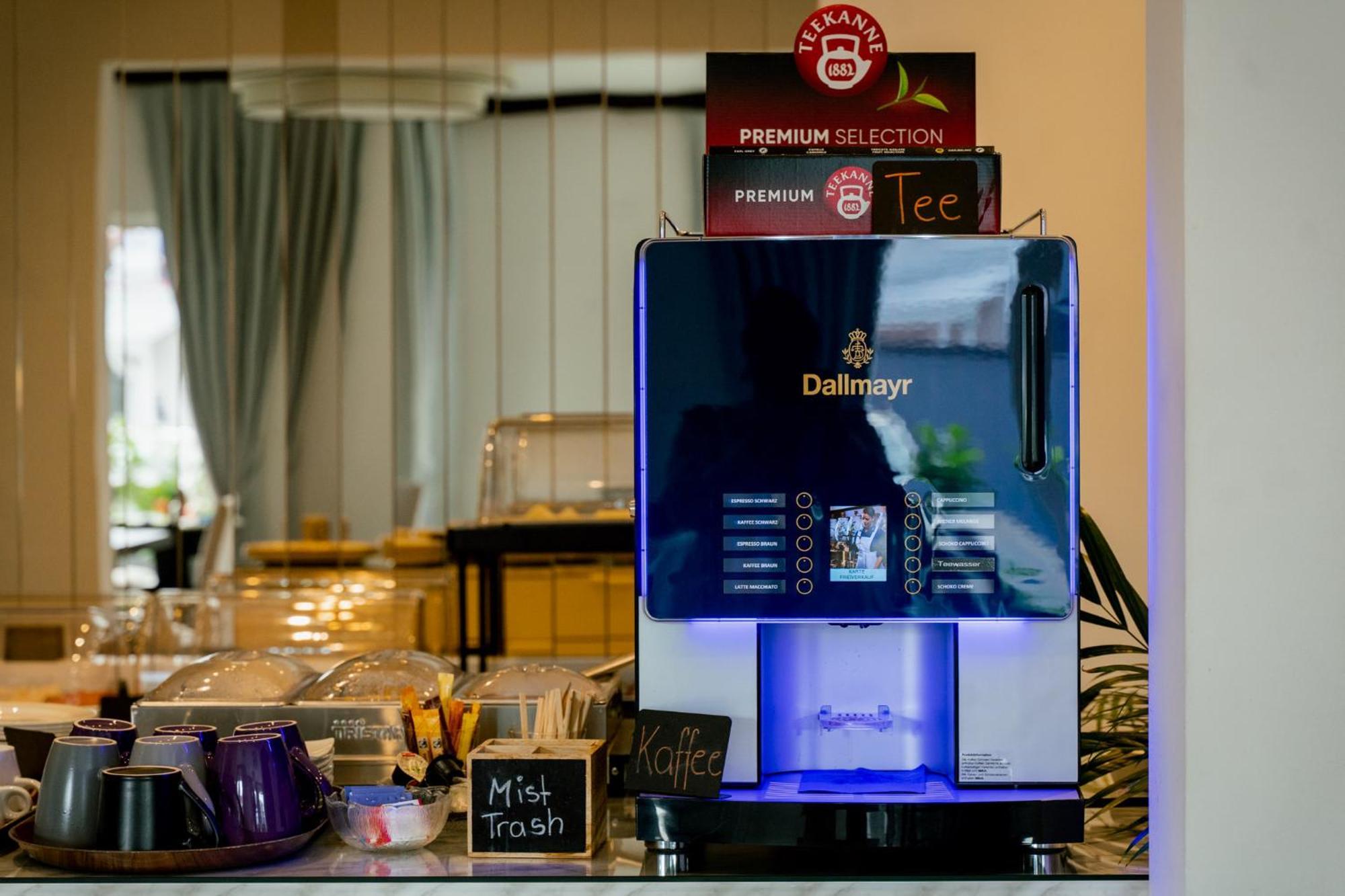Lamede Self Check-In Hotel Wiener Neustadt Ngoại thất bức ảnh